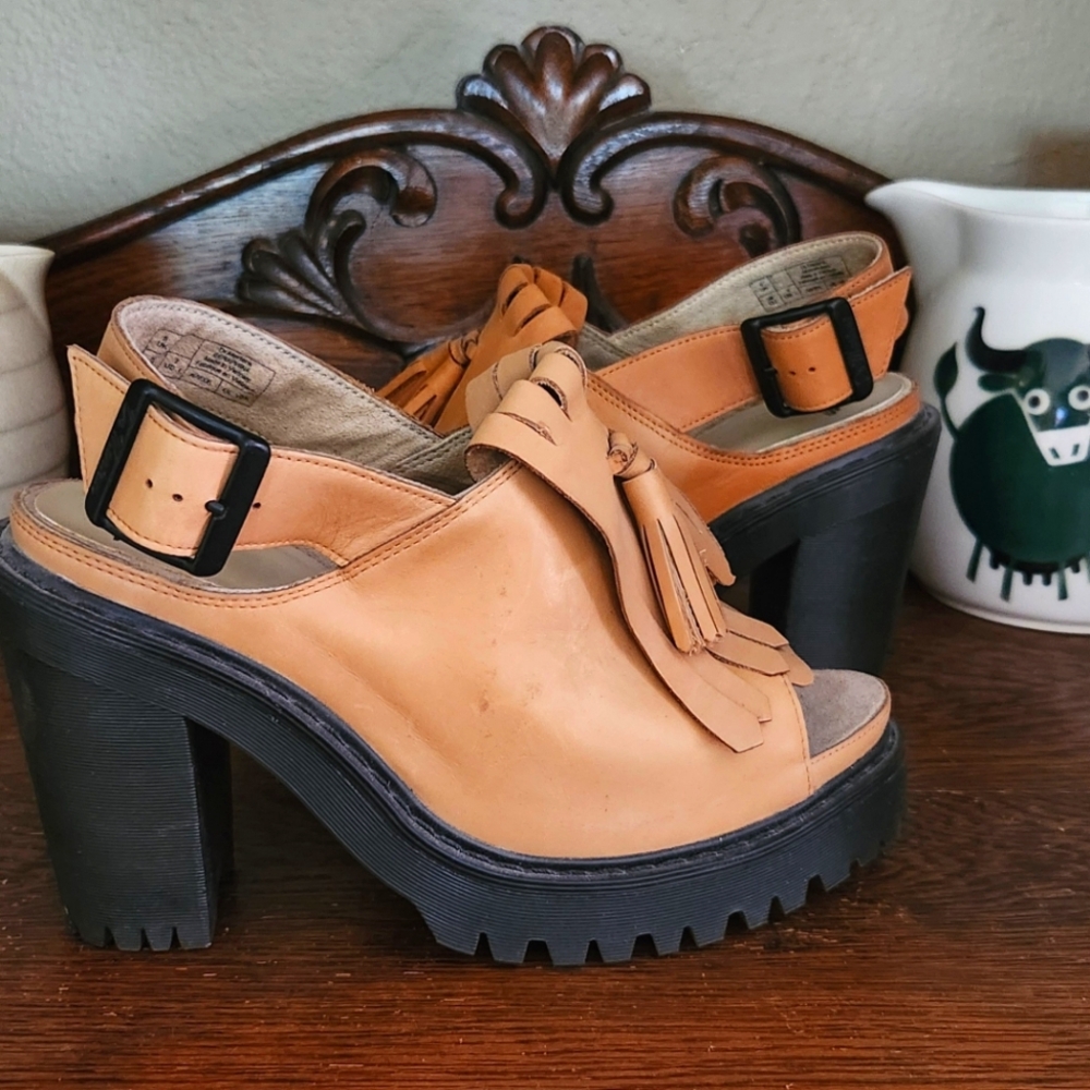 Dr. Martens Seraphina Slingback Kiltie